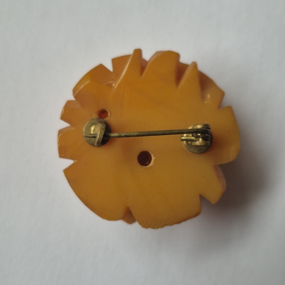 Vintage Butterscotch Celluloid Rosebud Brooch Pin - Picture 3 of 5